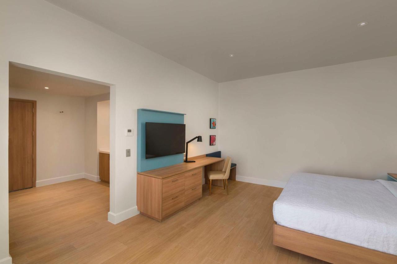 Hilton Garden Inn La Romana Ngoại thất bức ảnh